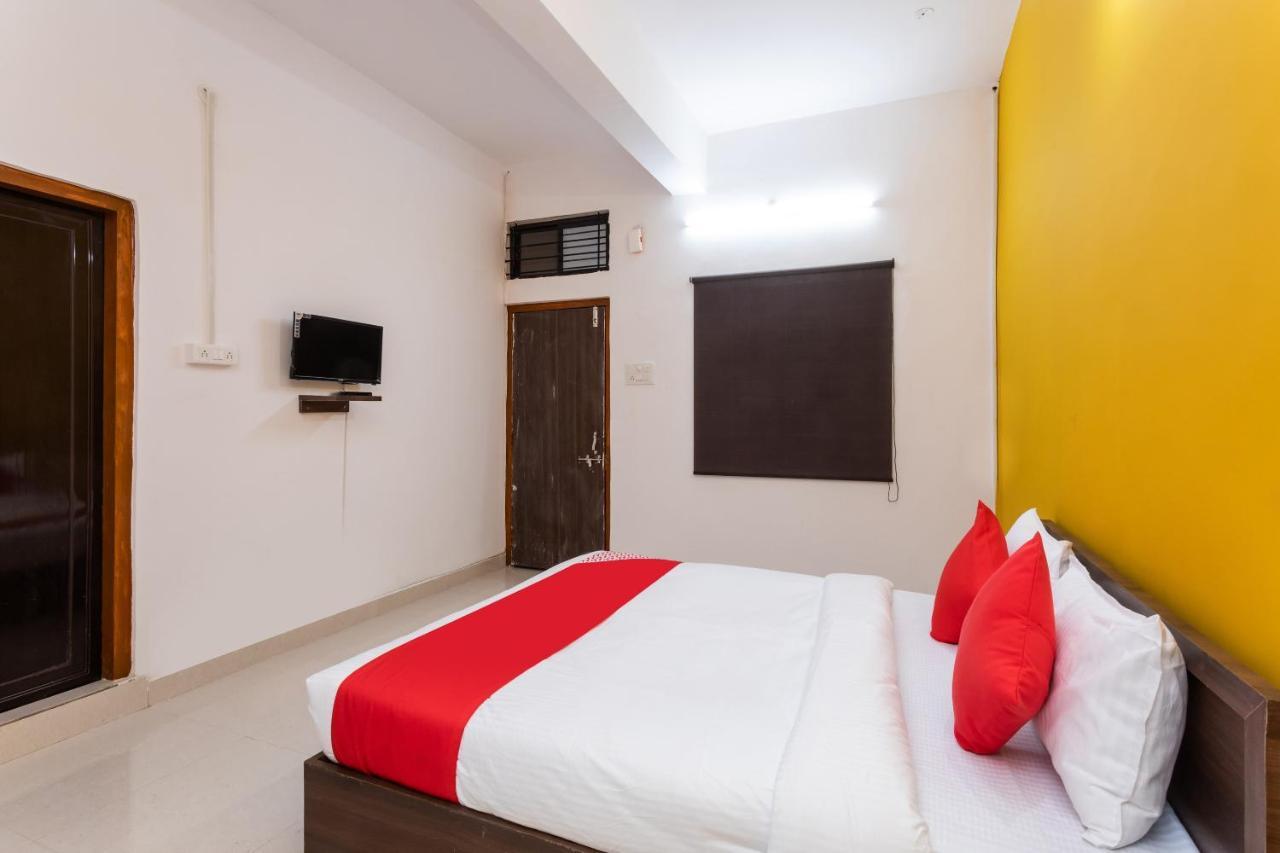 Oyo Hotel Convivial Paradise Shamsgarh Exteriör bild