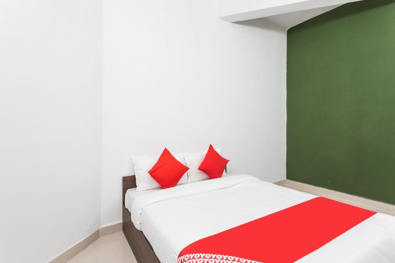 Oyo Hotel Convivial Paradise Shamsgarh Exteriör bild