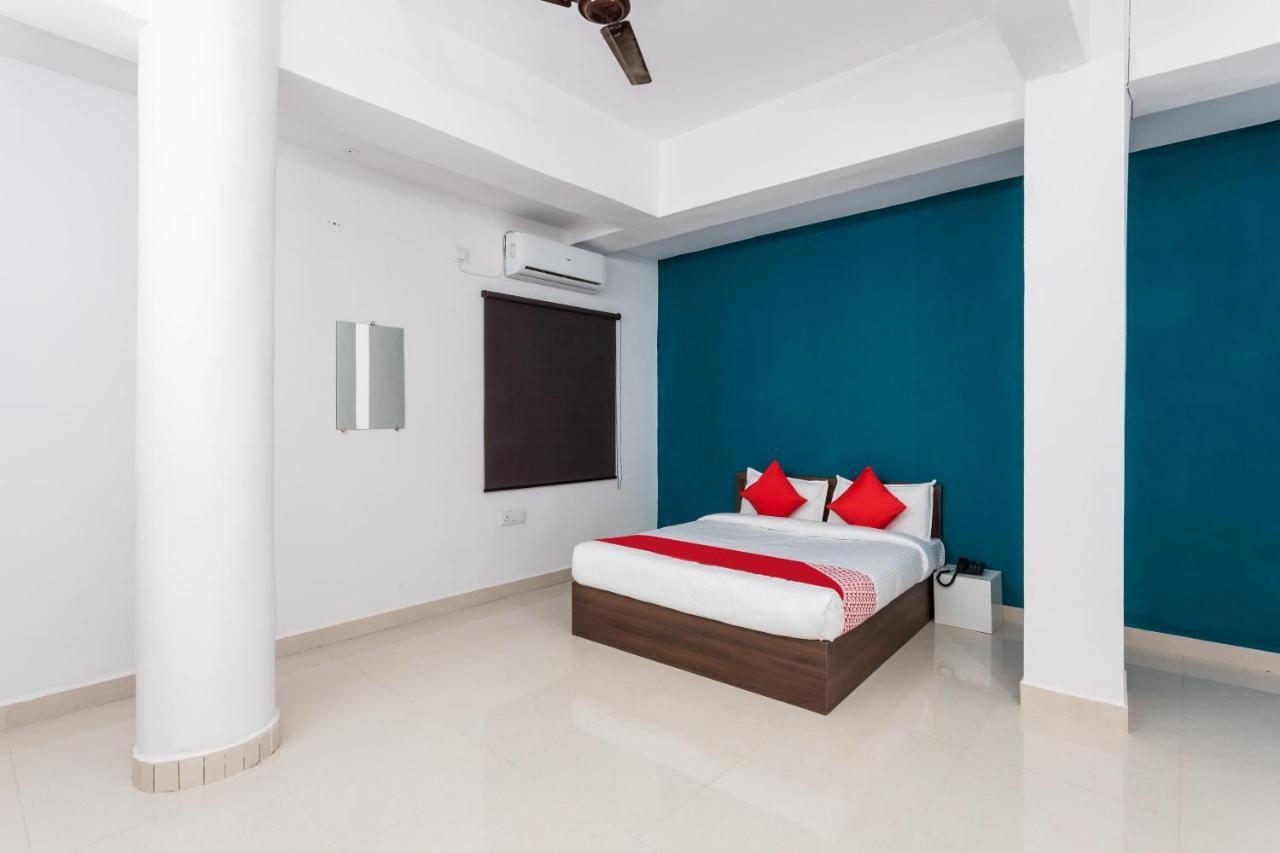 Oyo Hotel Convivial Paradise Shamsgarh Exteriör bild