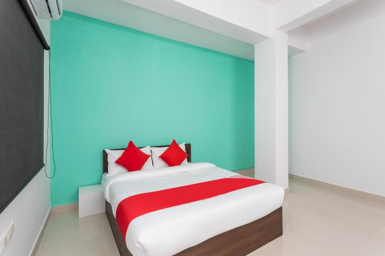 Oyo Hotel Convivial Paradise Shamsgarh Exteriör bild